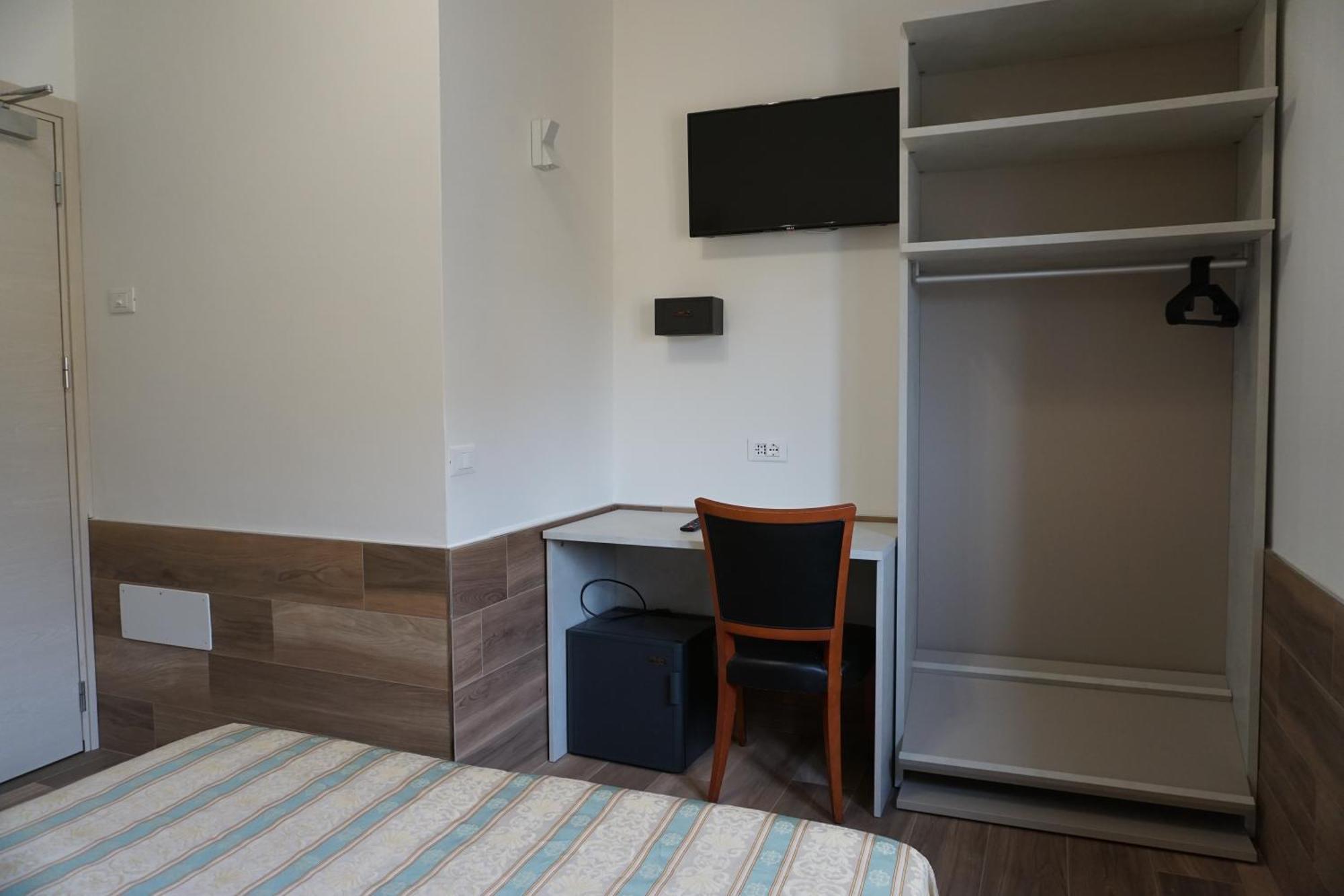 Hotel Ideal Sottomarina Esterno foto